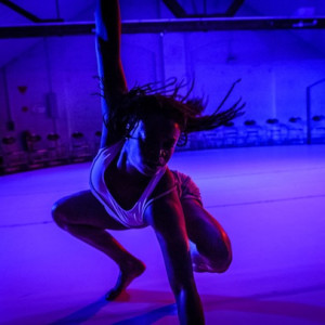 Photo &copy; Chris Herzfeld Camlight Productions